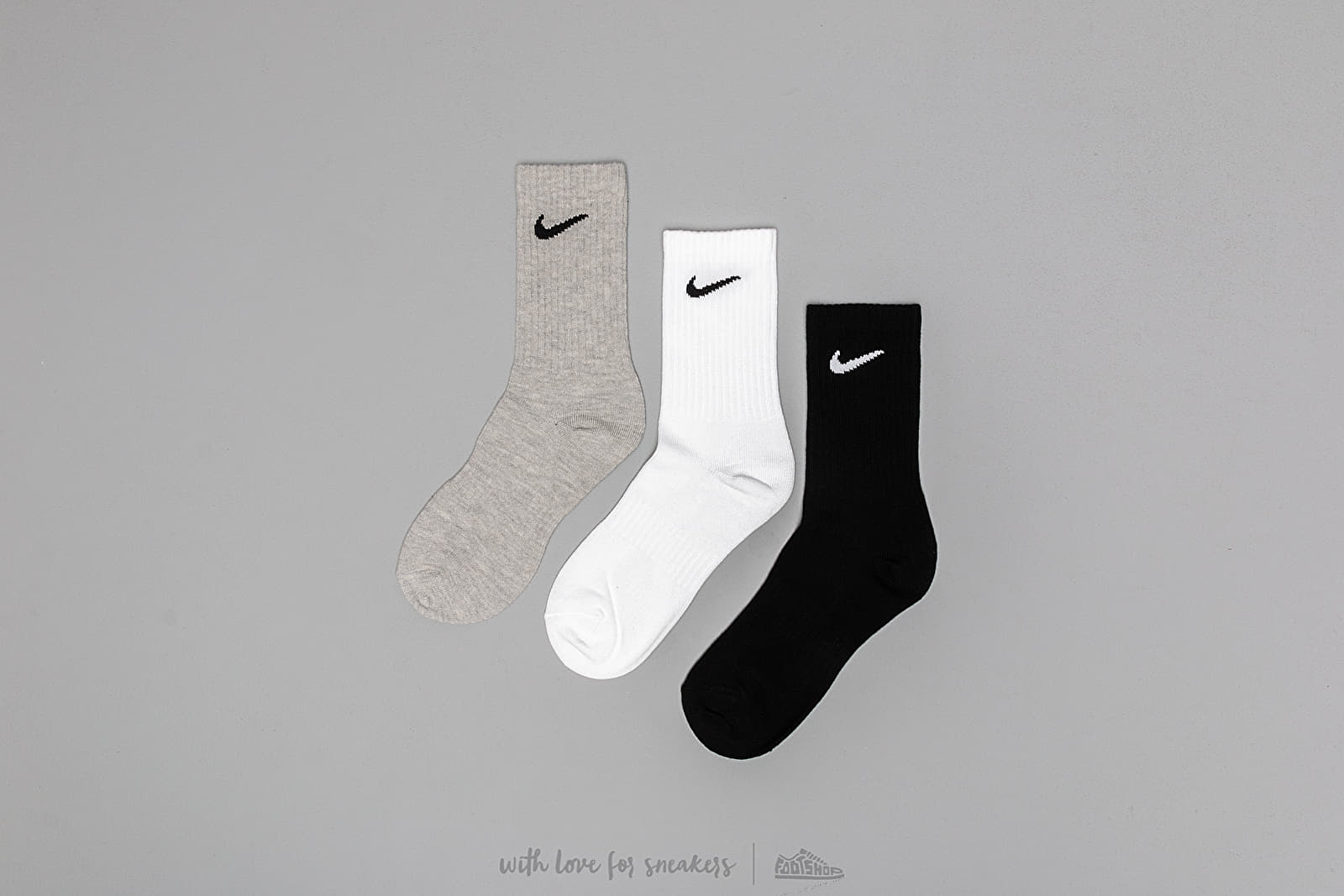 Offense recomended crew socks nike