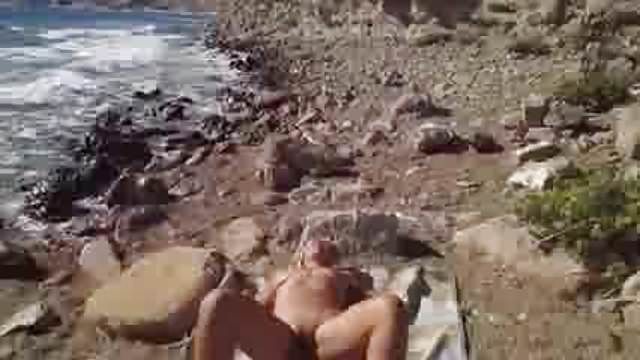 Jam J. reccomend open pussy sunbathing watering during
