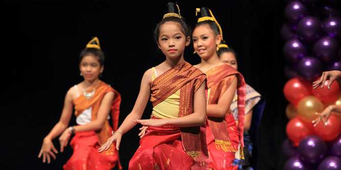 Opaline reccomend Blog asian dancers