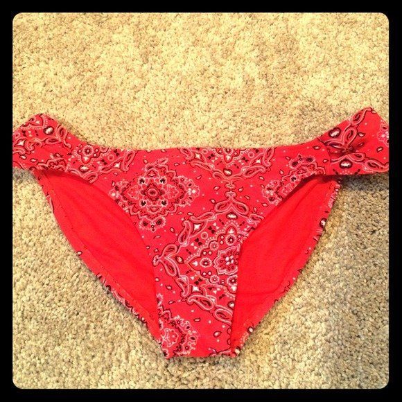 best of Bikini Red bandana