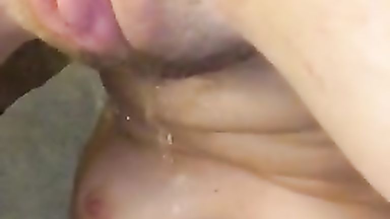 best of Mouth Chick her own pissing in