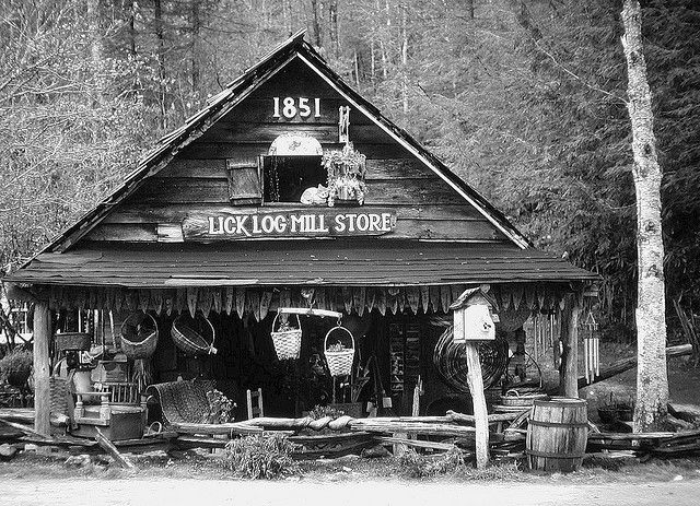 Lick log mill store