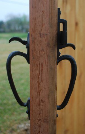 Sherry reccomend Swinging gate latches