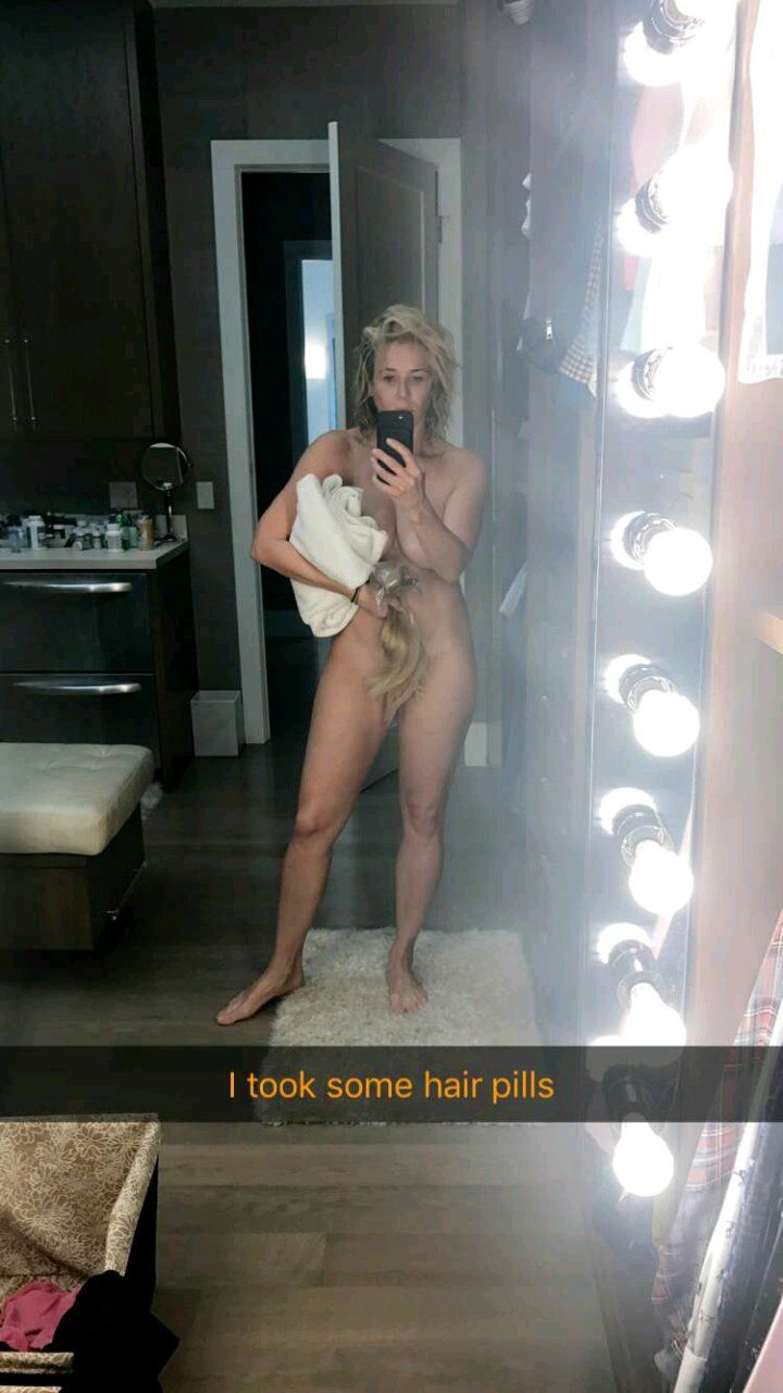 Handler of chelsea nude photos Chelsea Handler